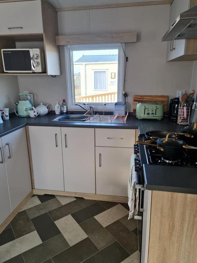 Caravan By The Sea Elgin Extérieur photo